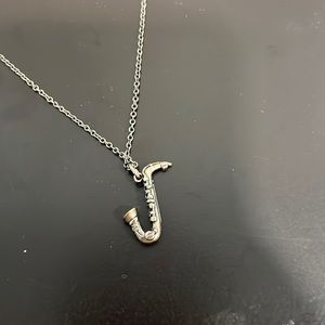 Saxophone necklace